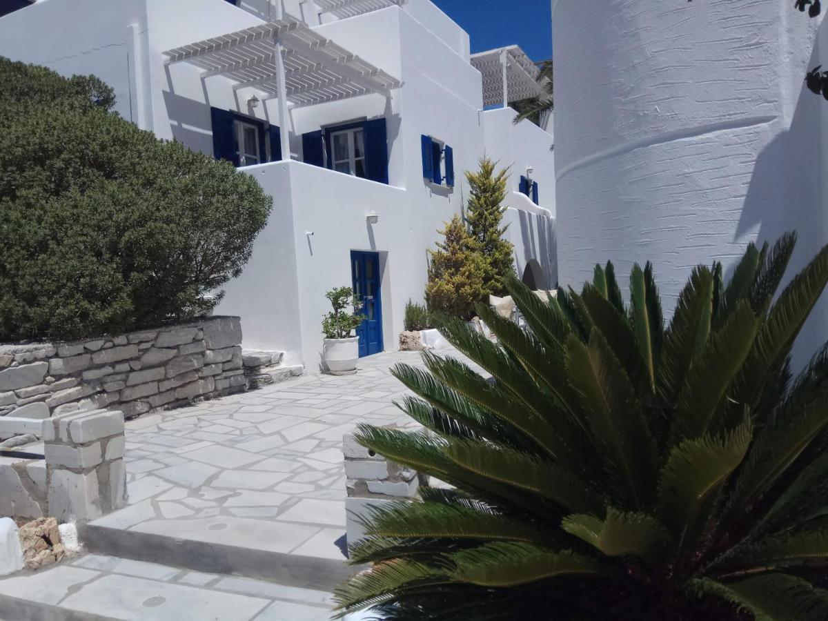 לוגאראס Nicos Studios & Apartments מראה חיצוני תמונה