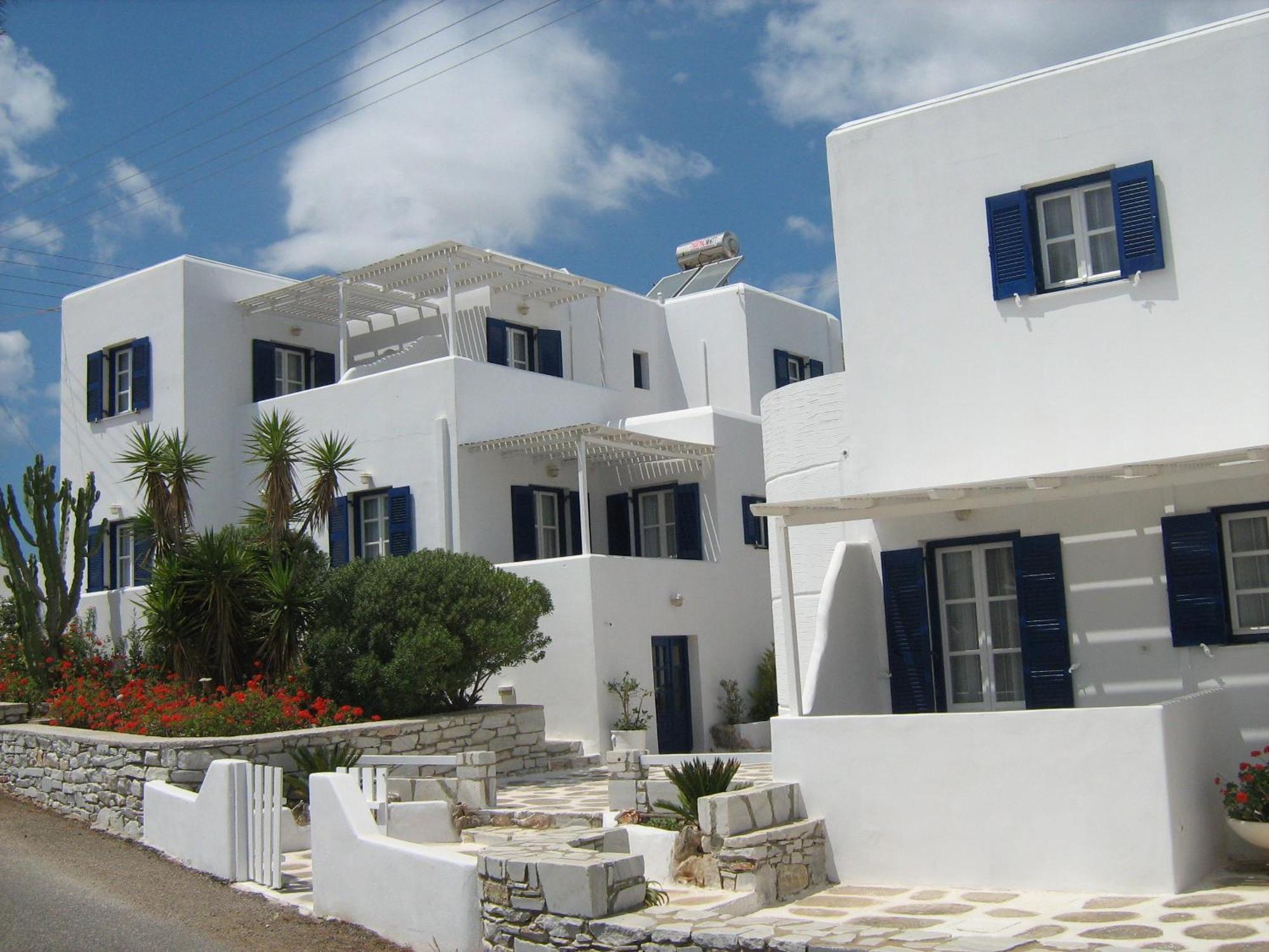 לוגאראס Nicos Studios & Apartments מראה חיצוני תמונה