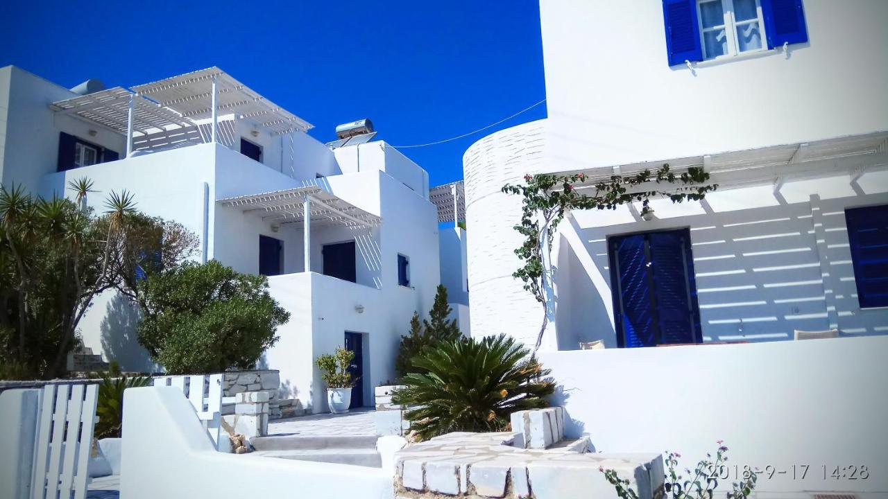 לוגאראס Nicos Studios & Apartments מראה חיצוני תמונה