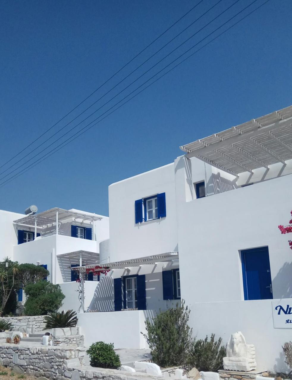 לוגאראס Nicos Studios & Apartments מראה חיצוני תמונה
