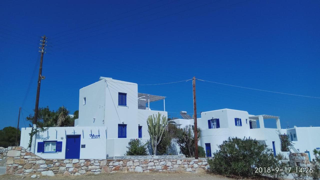 לוגאראס Nicos Studios & Apartments מראה חיצוני תמונה