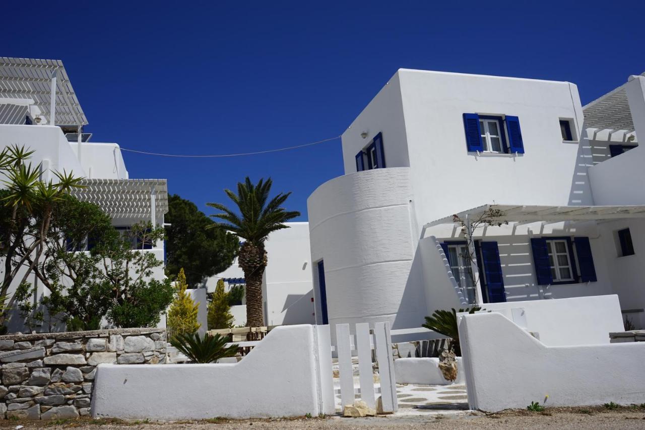 לוגאראס Nicos Studios & Apartments מראה חיצוני תמונה