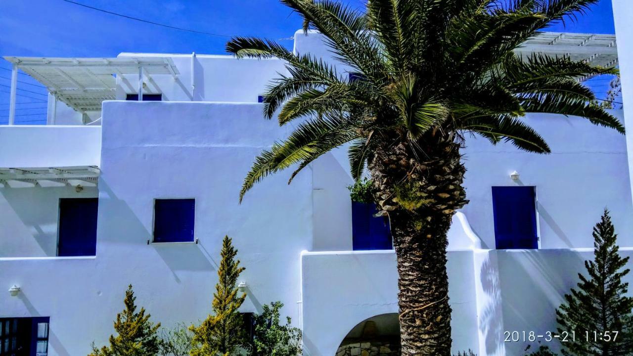 לוגאראס Nicos Studios & Apartments מראה חיצוני תמונה