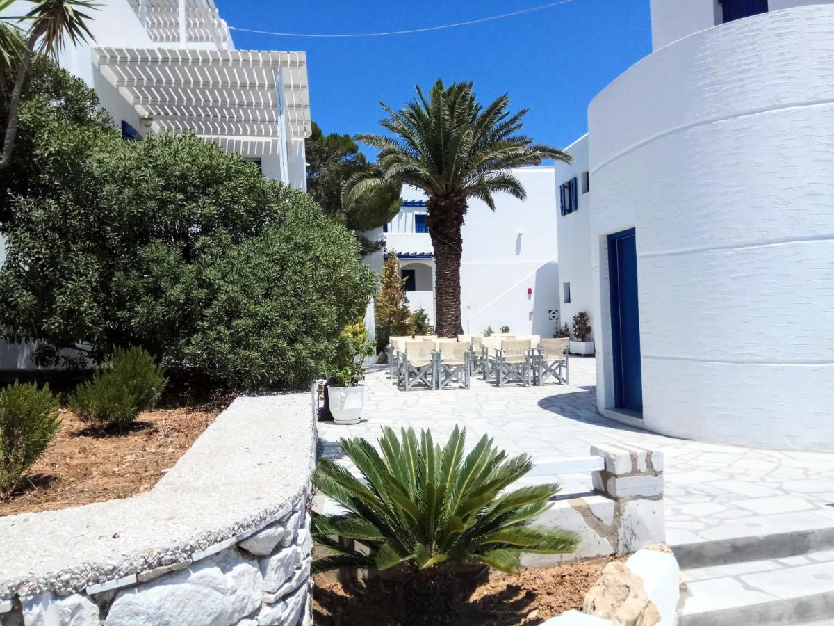 לוגאראס Nicos Studios & Apartments מראה חיצוני תמונה