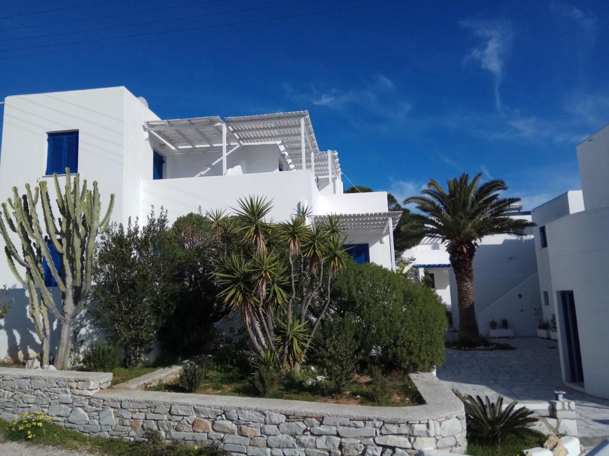 לוגאראס Nicos Studios & Apartments מראה חיצוני תמונה